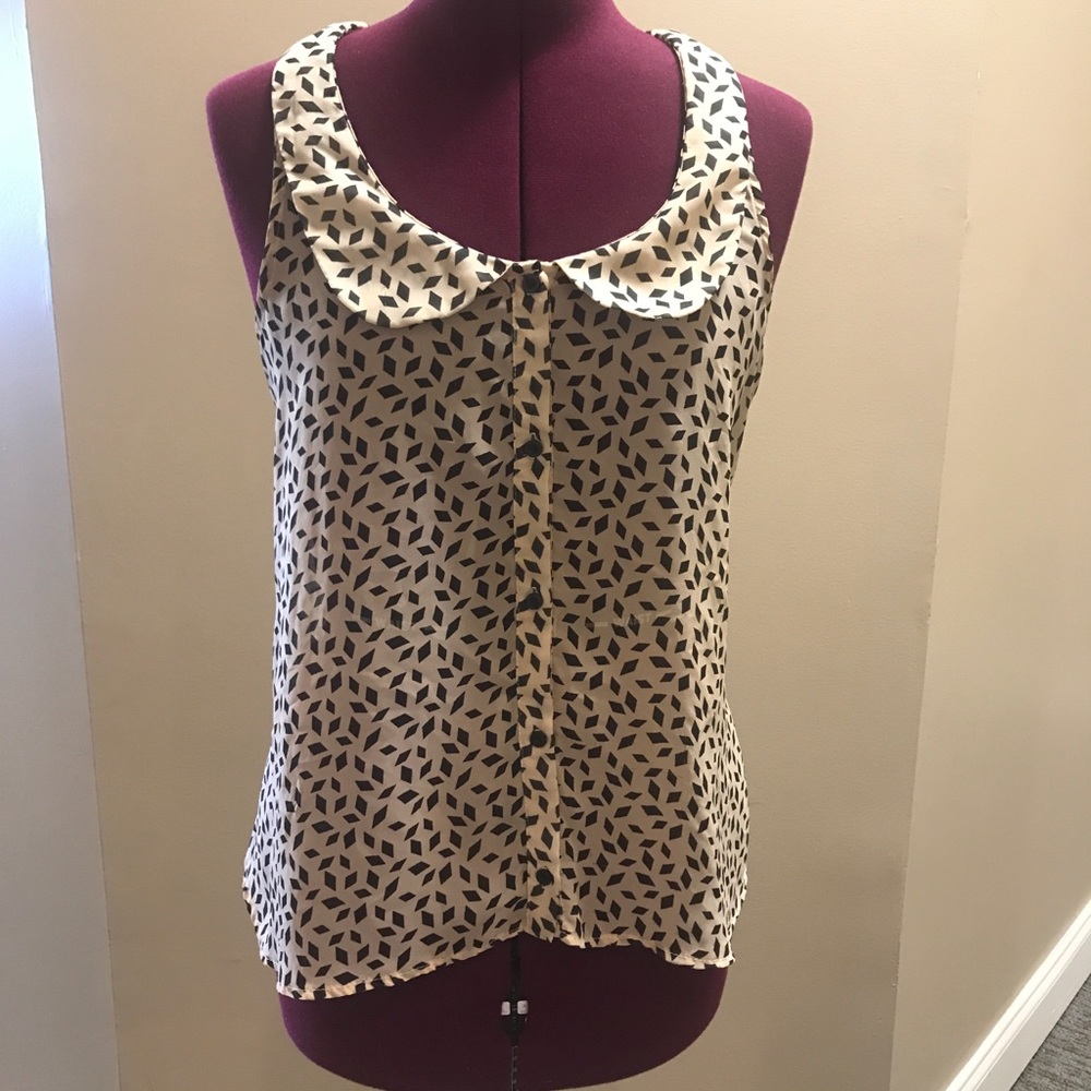 Geometric pattern tank